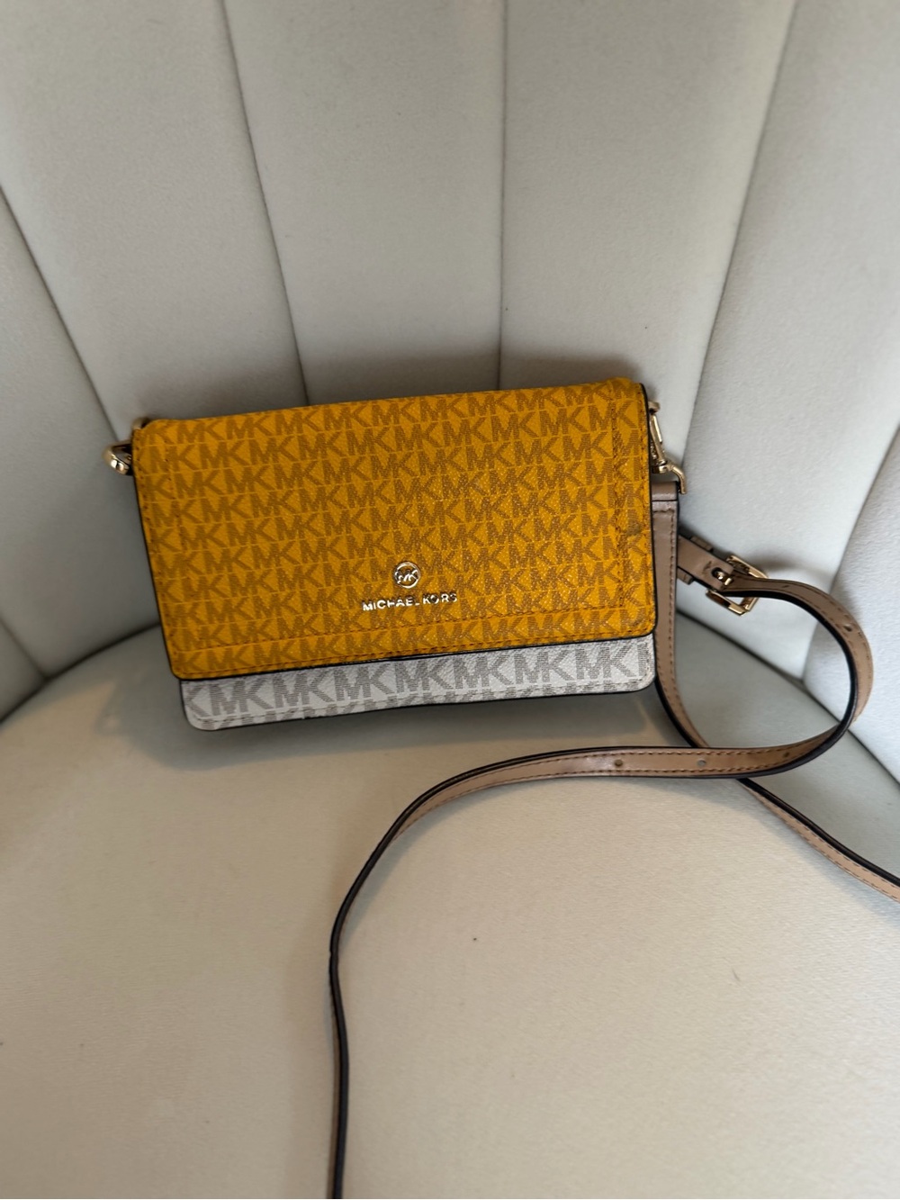 Small Michael Kors Yellow and Cream Signature wallet Crossbody Bag